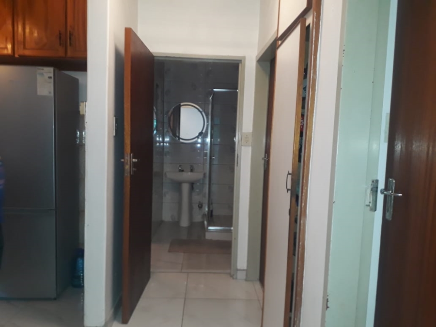 2 Bedroom Property for Sale in Rustenburg Central North West